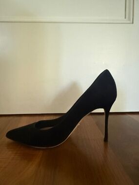 Sergio Rossi black suede pumps, size 37, 3.5 inch heel, great condition